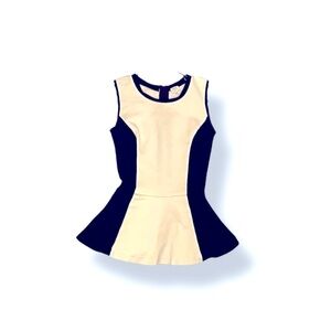 𝐀𝐑𝐈𝐓𝐙𝐈𝐀 𝐖𝐈𝐋𝐅𝐑𝐄𝐃 Black and Cream Peplum Top